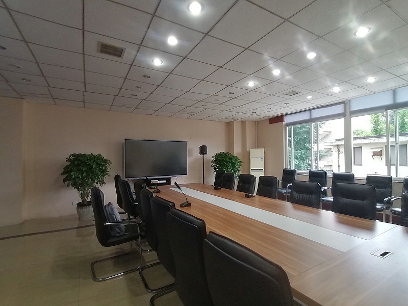 MAXHUB+会易达助力青之软件签约仪式，见证重要时刻