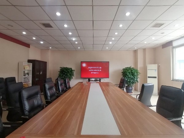 MAXHUB+会易达助力青之软件签约仪式，见证重要时刻