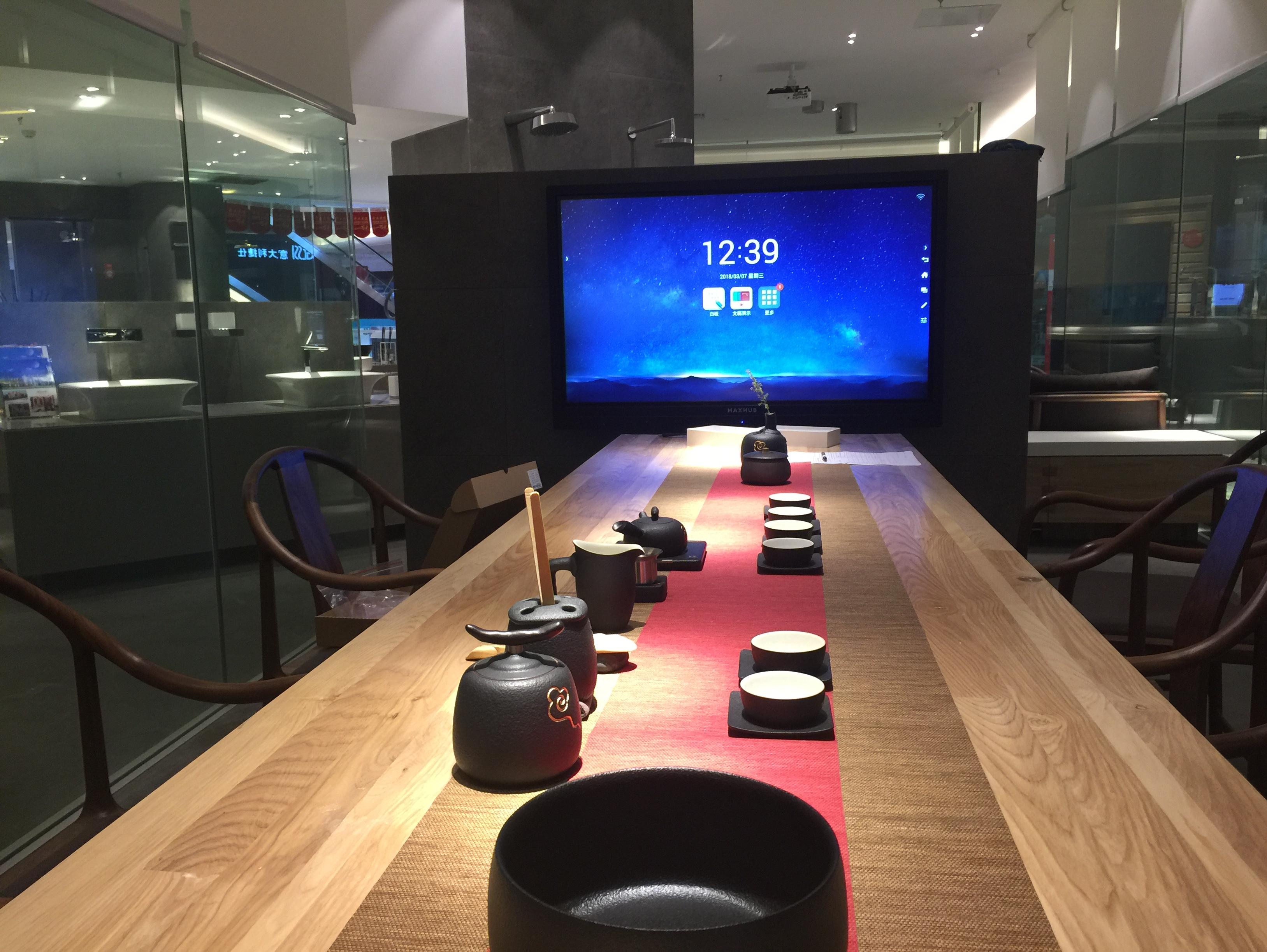 MAXHUB入驻某建筑公司，为客户带来超棒视觉体验