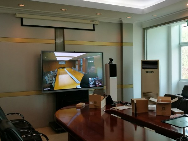 电话会议和91免费小视频的区别，选择哪种好？