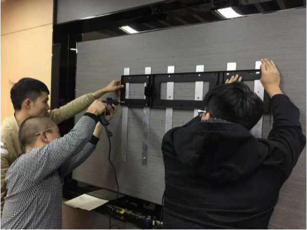 购买安装MAXHUB91免费黄片APP前，您必须了解的注意事项